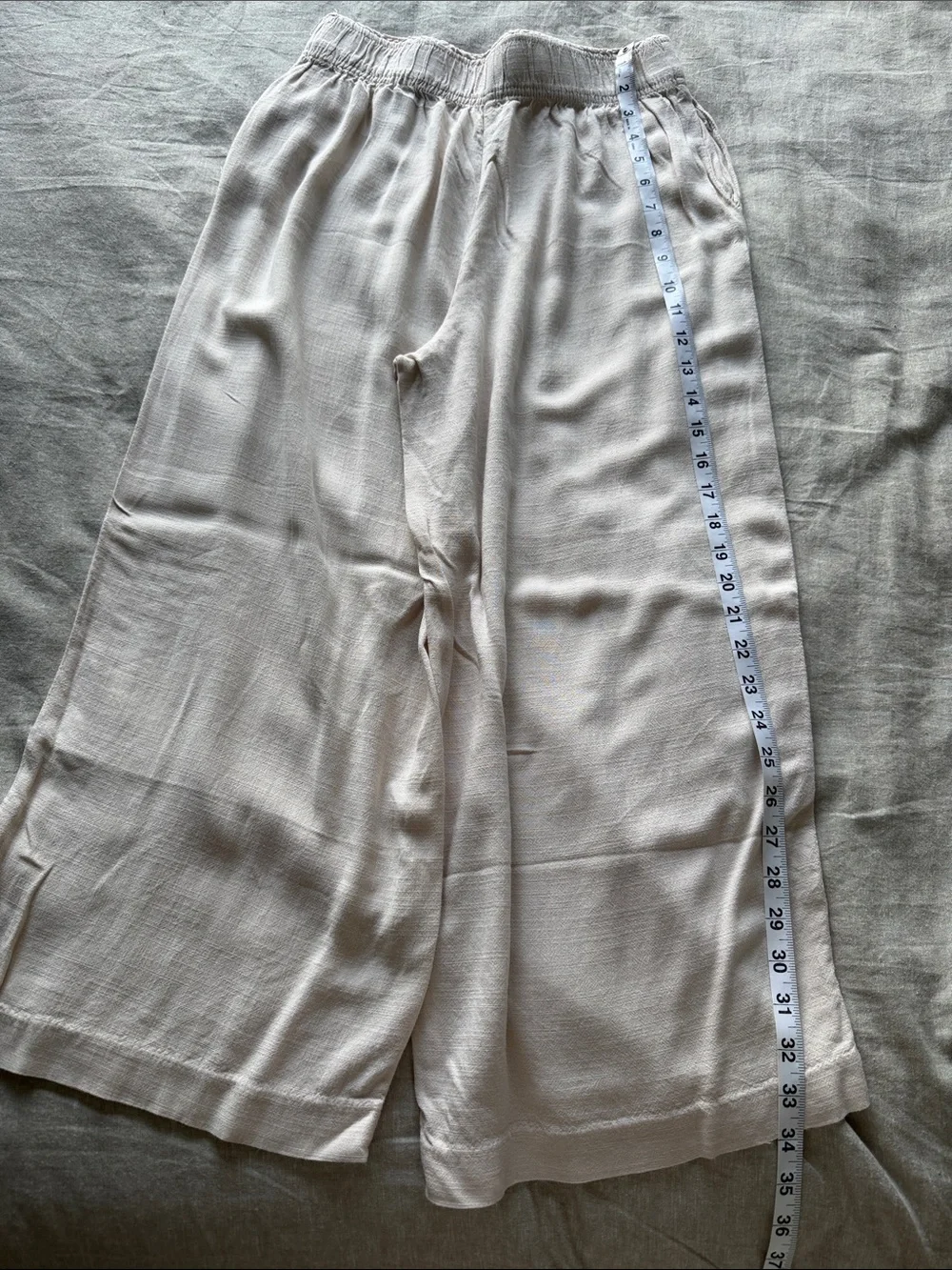 H&M Men’s Wide-Leg Chinos in Light Beige
